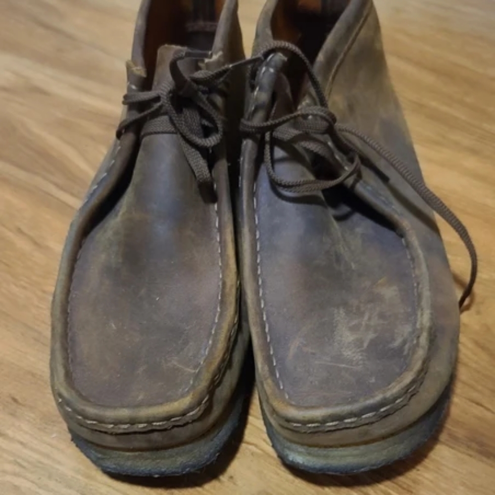 COPY - Clarks Wallabees